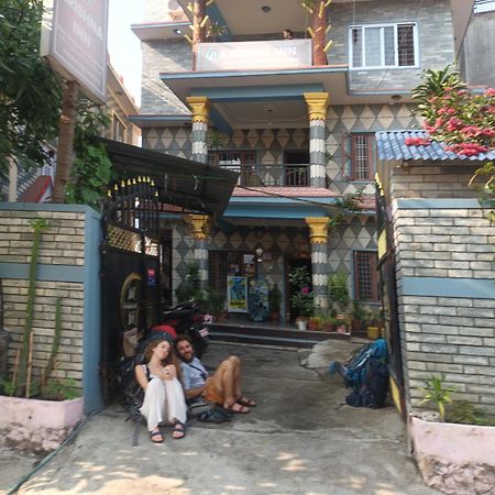 Krishna Inn Pokhara Esterno foto