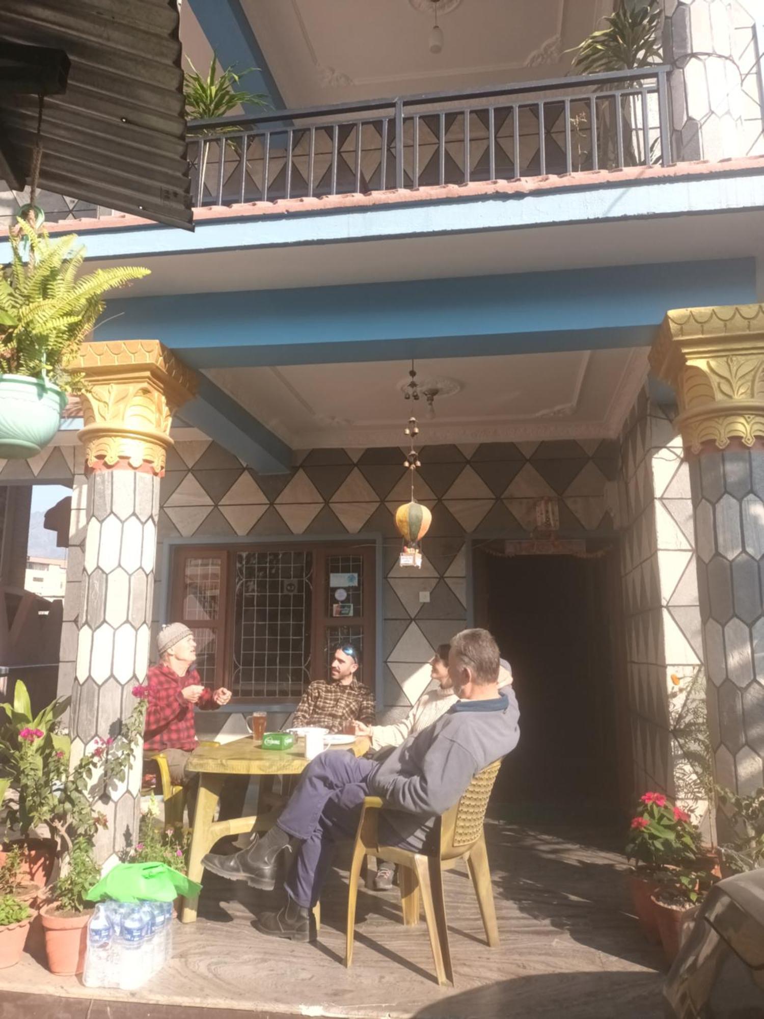 Krishna Inn Pokhara Esterno foto